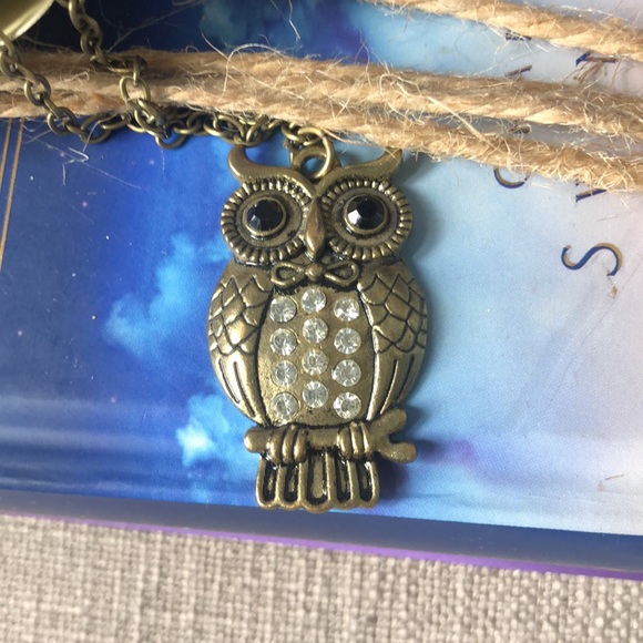 OWL NECKLACE - Picture 2 of 4